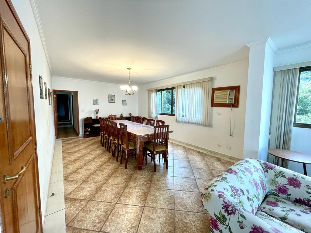 Apartamento-4-dormitorios-Guaiúba